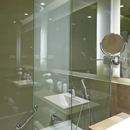Hotel Portobay Liberdade 5*