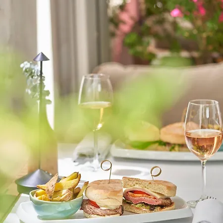 Portobay Liberdade 5* ליסבון